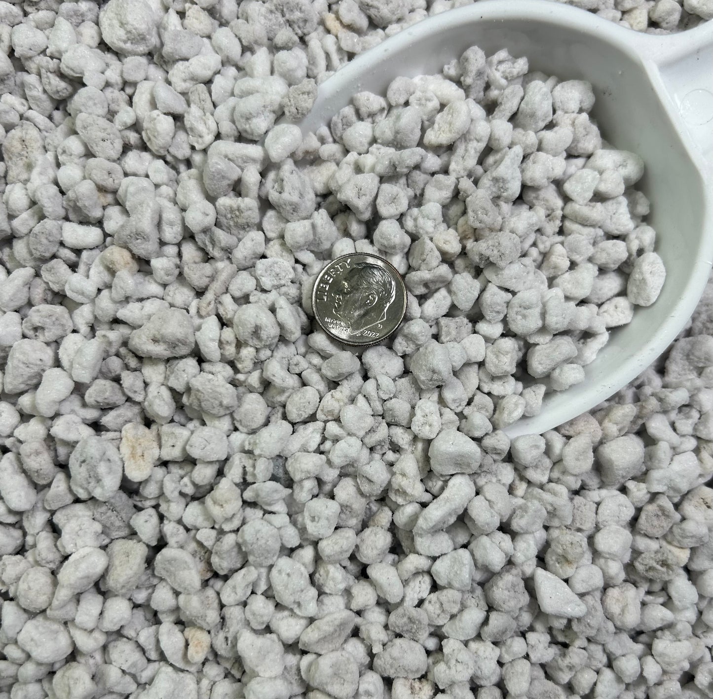Coarse Perlite sold by the quart